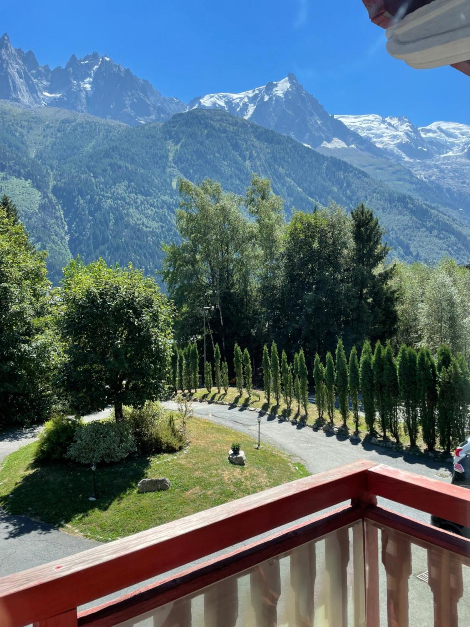 Chalet Hôtel La Sapinière Chamonix Exterior foto
